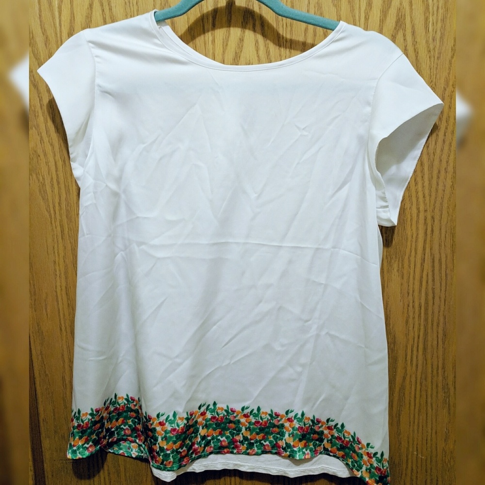 White and Floral Short Sleeve Blouse